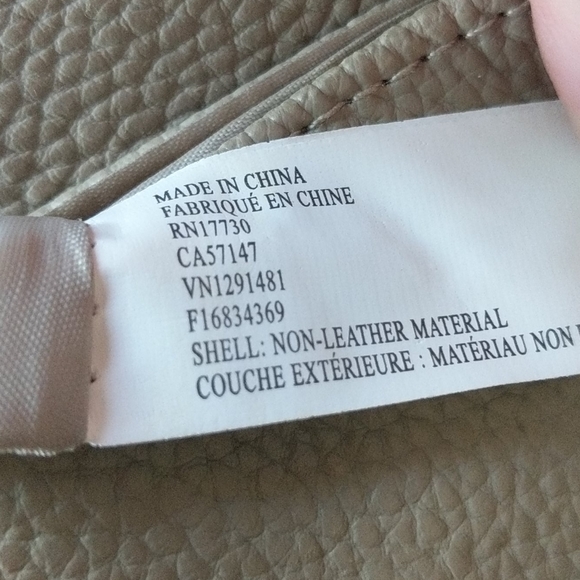 Mossimo Grey Diecut Mini Crossbody Purse - Picture 7 of 10